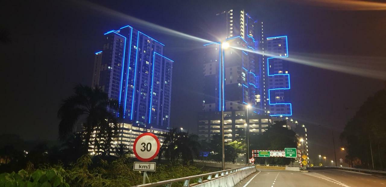 MLH Deluxe Studio Suites @ Landmark Residence Cheras Exterior foto